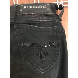 Rock revival skinny with rhinestone detail sz 27R